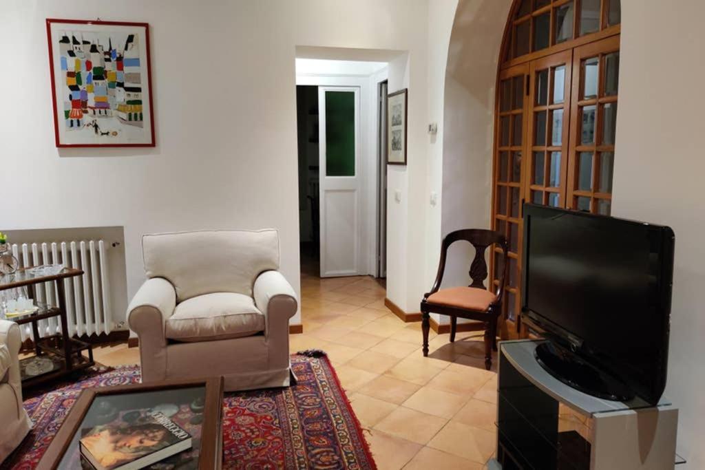 Lanza Tomasi Apartment - Centre Rome Bagian luar foto